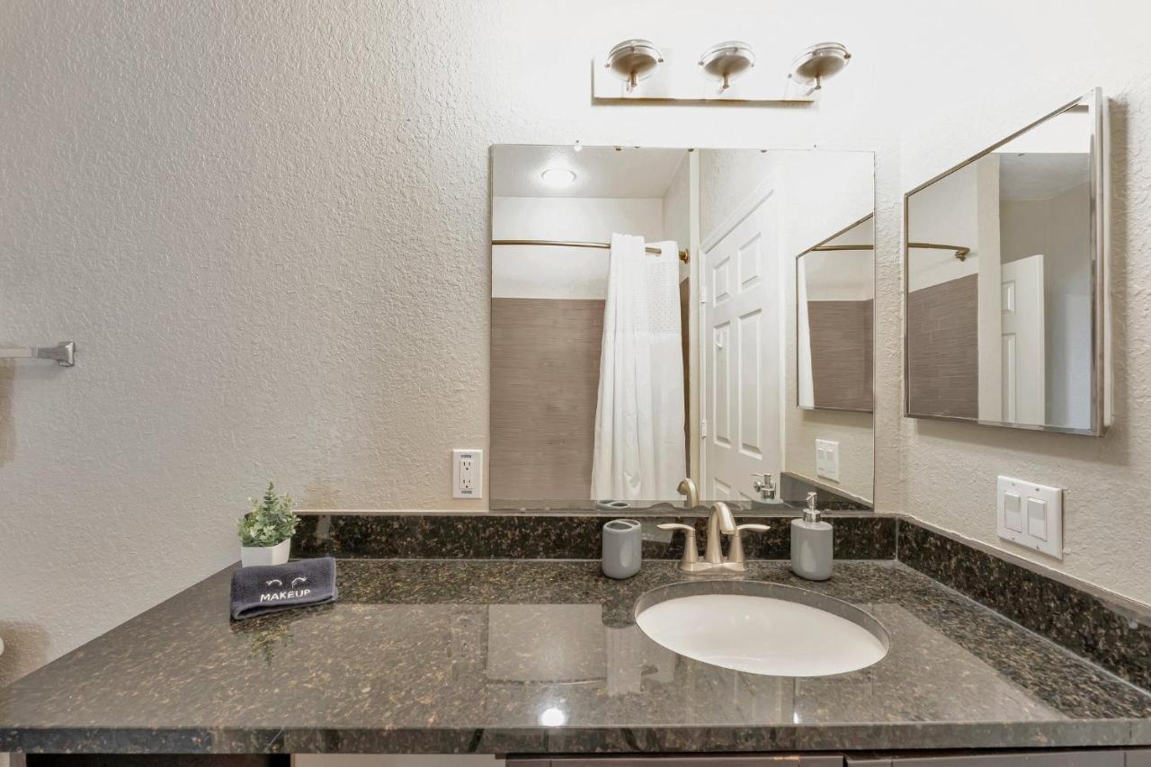 טאמפה Tropical 3Br Suite-2 Resort Style Pools-5 Mil To Bay-Gym-Close To Beach מראה חיצוני תמונה